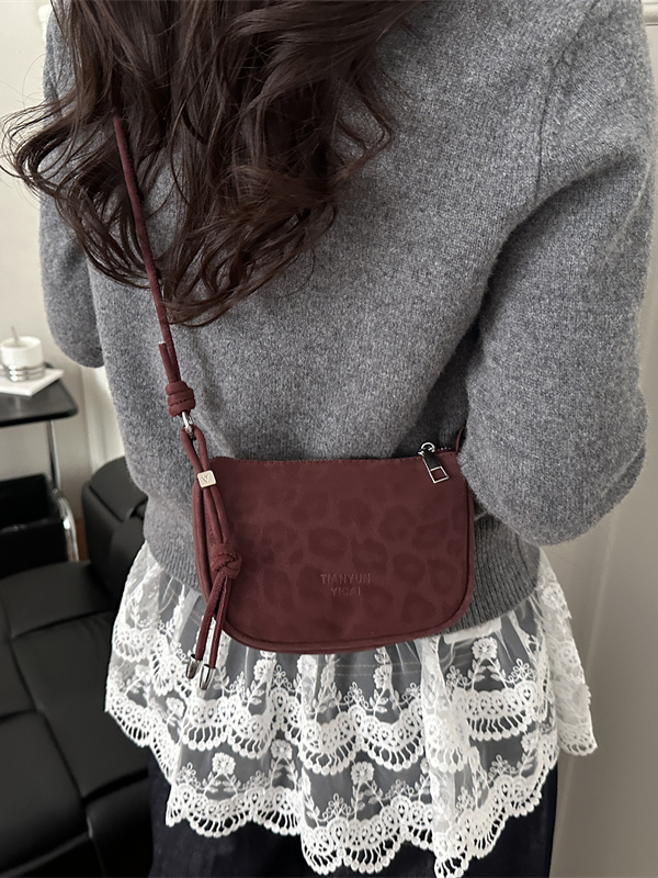 Trendy matte schoudertas, modi - Women'S Young Bags recensie en prijs